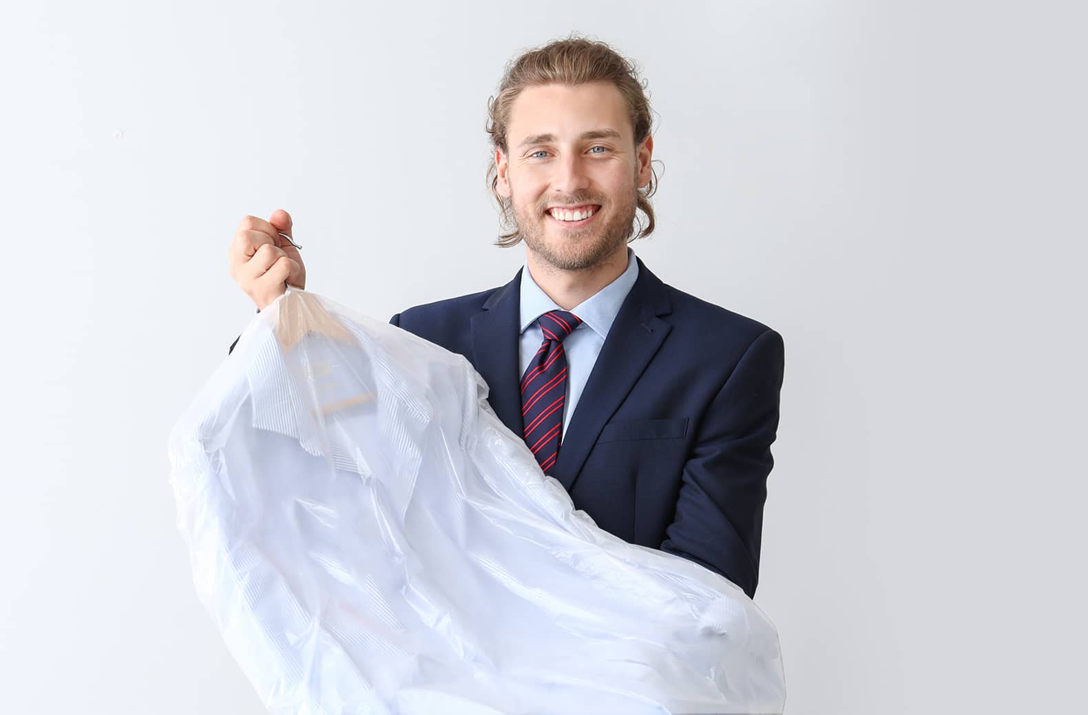 Textilreinigung mit plastikfreier Verpackung